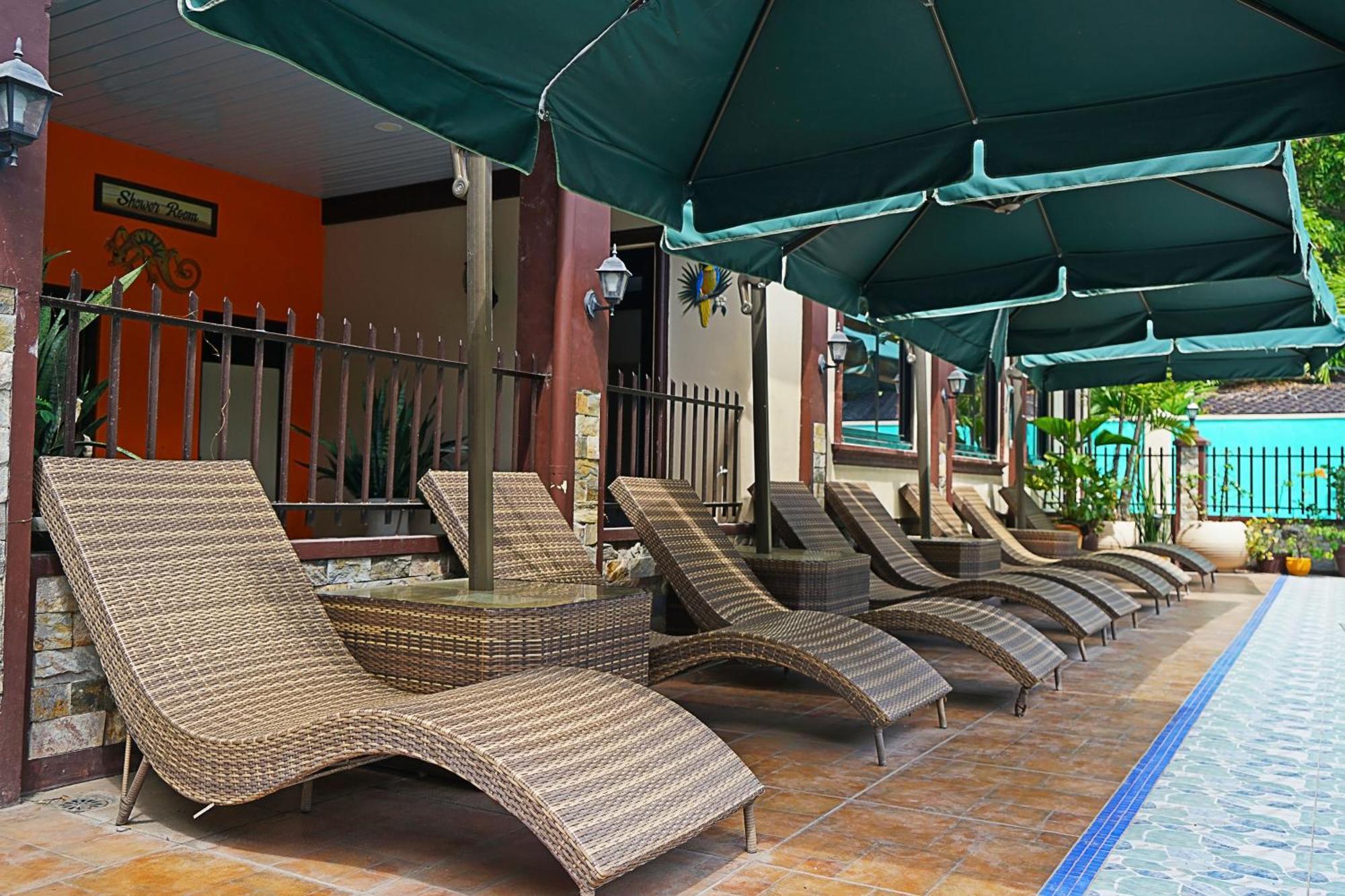 Bella Vista Resort Naguilian Esterno foto